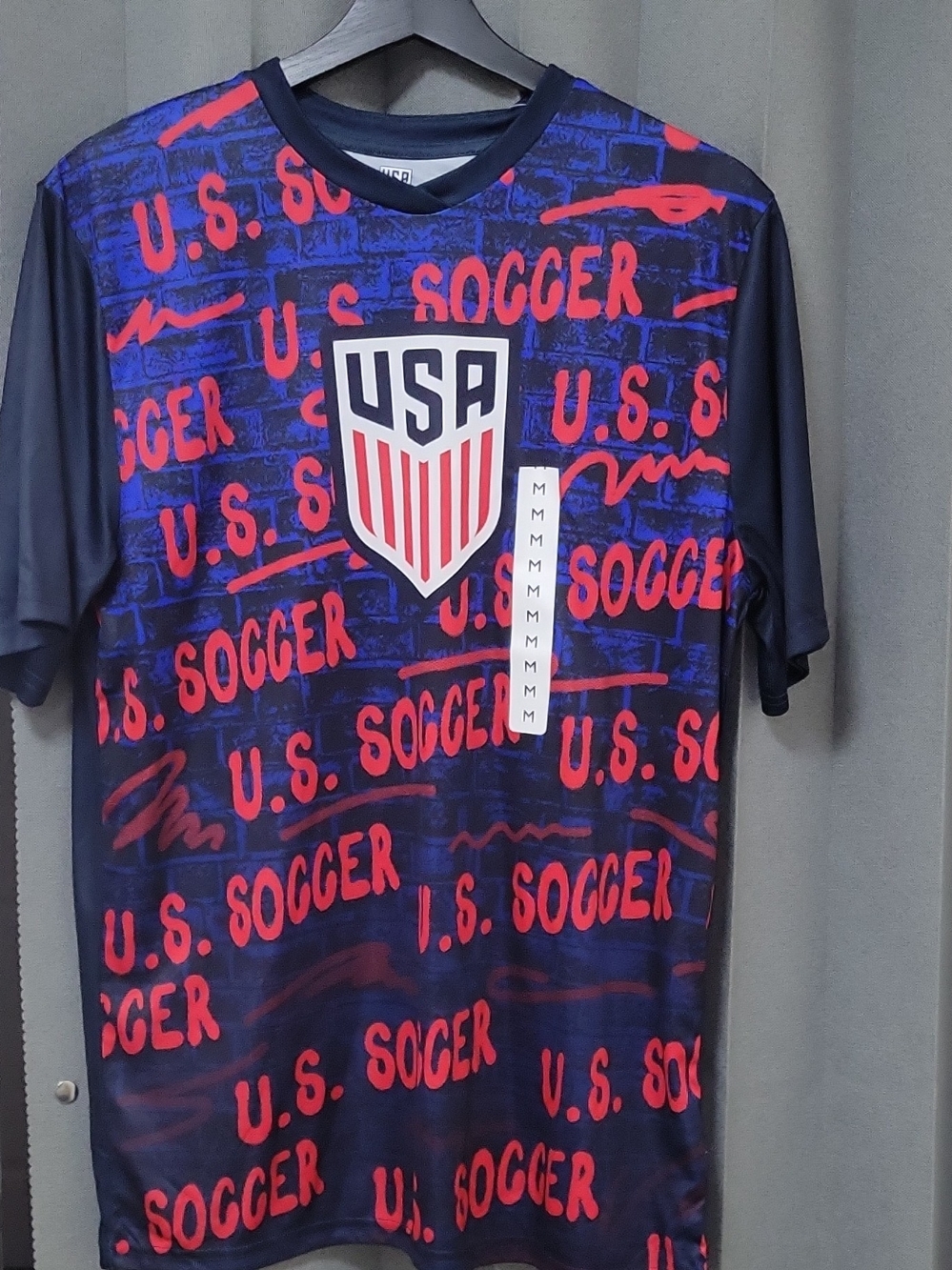 Soccer Men’s Graphic Performance Tee - Navy & Red